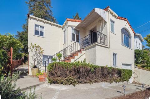 562 Rodeo Ave, Rodeo, CA 94572