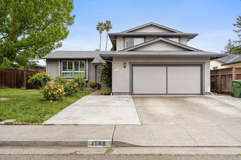 1568 Trellis Ln, Petaluma, CA 94954