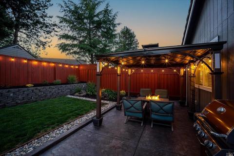 379 Sugar Maple Ln, Windsor, CA 95492 photo 23