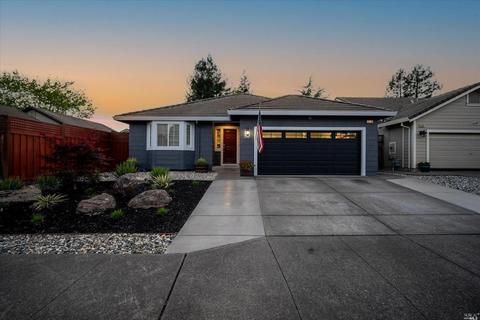 379 Sugar Maple Ln, Windsor, CA 95492 photo 1
