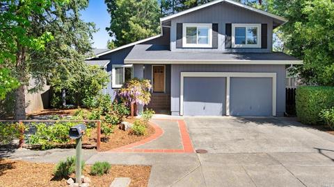 422 York Ct, Sonoma, CA 95476