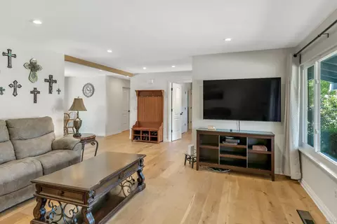 122 Vineyard Cir, Sonoma, CA 95476 photo 8