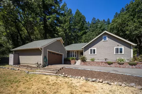 617 Meadow Wood Ln, Willits, CA 95490 photo 2