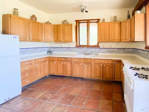 23300 Old Wagon Rd, Willits, CA 95490 photo 8