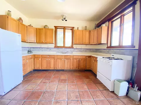 23300 Old Wagon Rd, Willits, CA 95490 photo 7