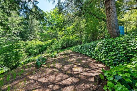 2494 Riverview Dr, Healdsburg, CA 95448 photo 42
