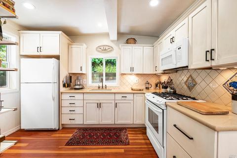 2494 Riverview Dr, Healdsburg, CA 95448 photo 15