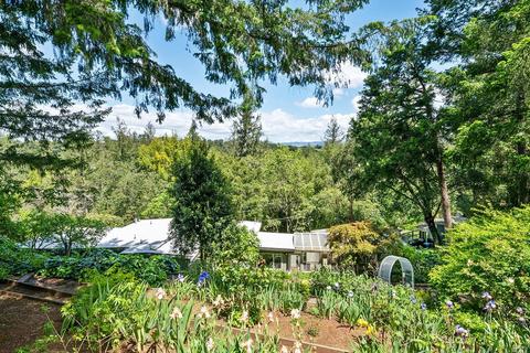 2494 Riverview Dr, Healdsburg, CA 95448 photo 43