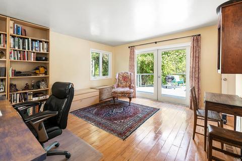 2494 Riverview Dr, Healdsburg, CA 95448 photo 25