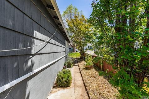 449 Annette Ave, Vallejo, CA 94591 photo 12