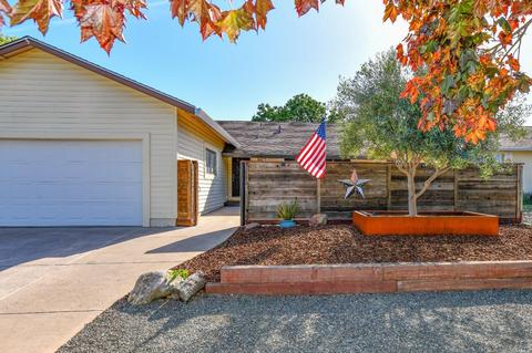4455 Summerfield Dr, Napa, CA 94558