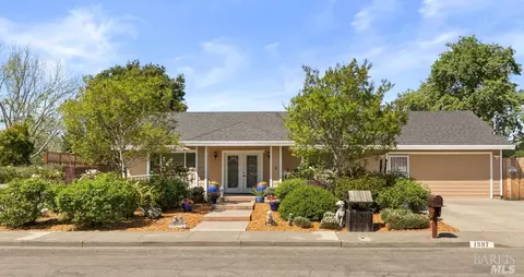 1997 Bluebell Dr, Santa Rosa, CA 95403