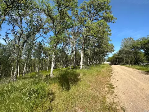 15316 Brannan St, Clearlake, CA 95422