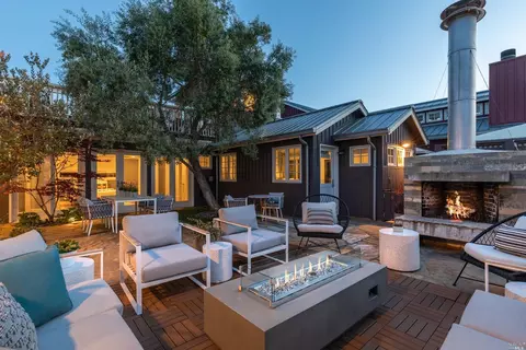 4044 Old Sonoma Hwy #9, Napa, CA 94559