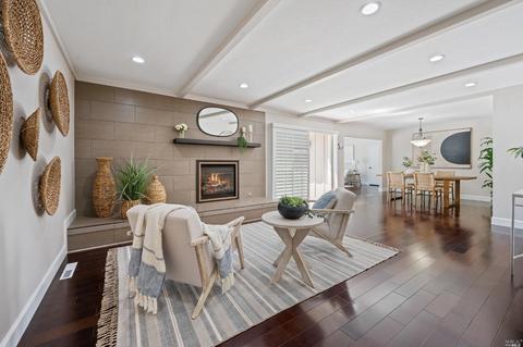 1985 Waverly St, Napa, CA 94558