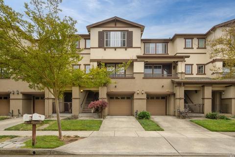 2864 Pearblossom Dr, Santa Rosa, CA 95407