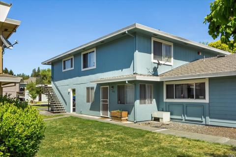2512 Coffey Ln, Santa Rosa, CA 95403