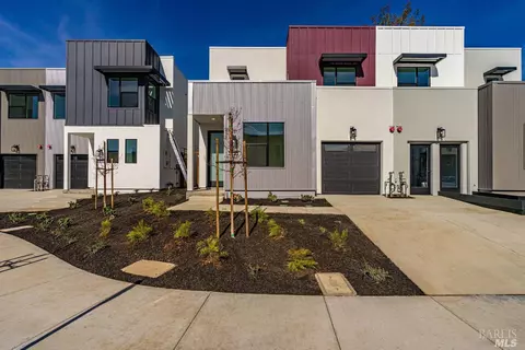 1620 Tecado Dr, Santa Rosa, CA 95403