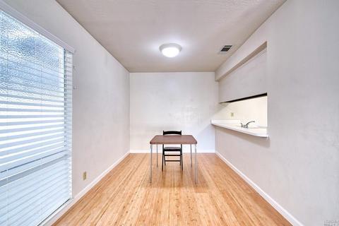 2 Roundtree Blvd, San Rafael, CA 94903 photo 12