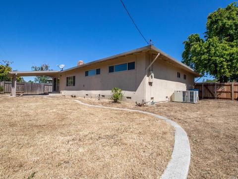 875 W B St, Dixon, CA 95620 photo 38