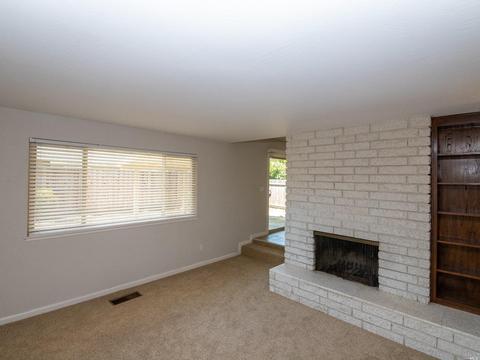 875 W B St, Dixon, CA 95620 photo 17