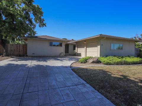 875 W B St, Dixon, CA 95620 photo 1
