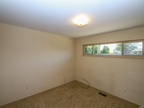 875 W B St, Dixon, CA 95620 photo 23