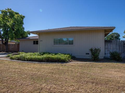 875 W B St, Dixon, CA 95620 photo 2