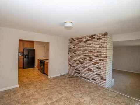 875 W B St, Dixon, CA 95620 photo 11