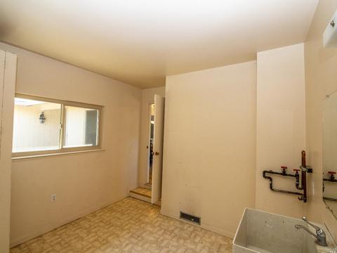 875 W B St, Dixon, CA 95620 photo 33