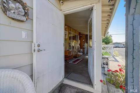 4396 Solano Rd, Fairfield, CA 94533 photo 4