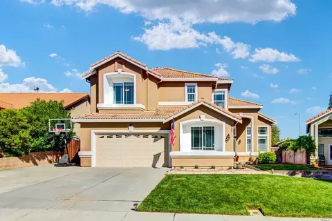 837 Kells Cir, Vacaville, CA 95688