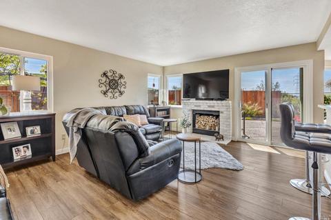140 Southport Ct, Vallejo, CA 94591 photo 11