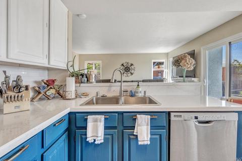 140 Southport Ct, Vallejo, CA 94591 photo 8