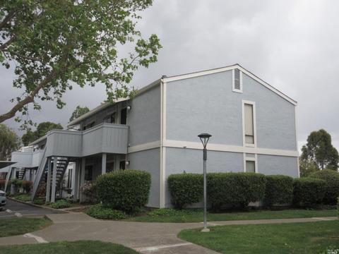 900 Southampton Rd #84, Benicia, CA 94510