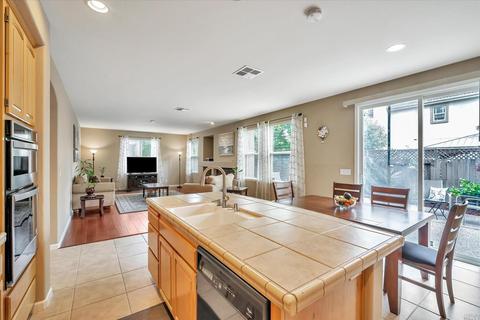 1174 Mitchell Ln, Windsor, CA 95492 photo 17