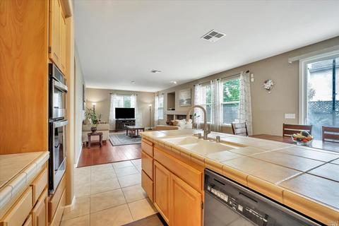 1174 Mitchell Ln, Windsor, CA 95492 photo 15