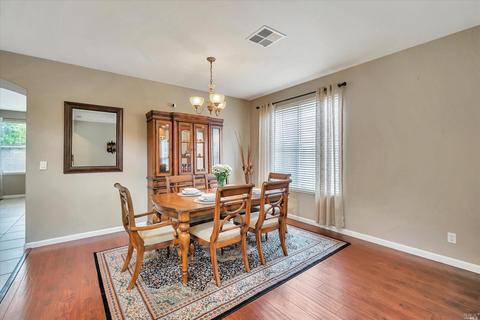1174 Mitchell Ln, Windsor, CA 95492 photo 8
