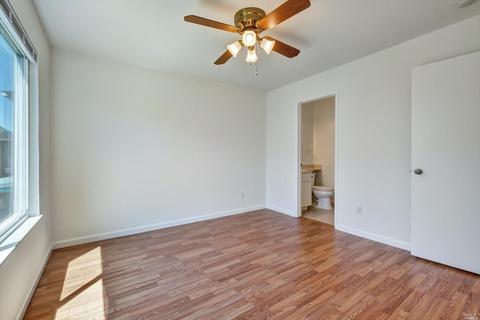 219 Holly St, Vallejo, CA 94589 photo 22