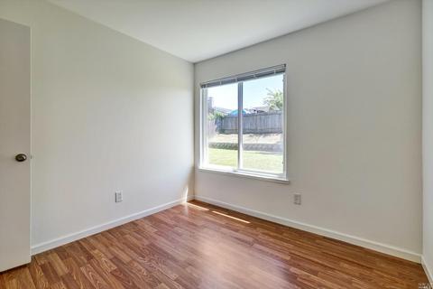 219 Holly St, Vallejo, CA 94589 photo 21