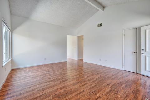 219 Holly St, Vallejo, CA 94589 photo 5