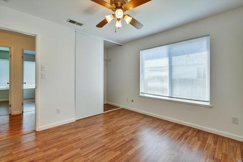 219 Holly St, Vallejo, CA 94589 photo 29