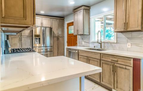 331 Mesa Verde St, Vallejo, CA 94589 photo 8