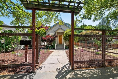 317 Bodega Ave, Petaluma, CA 94952 photo 2