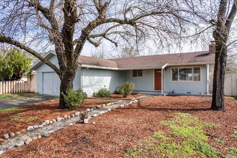 12625 Shoreview Dr, Clearlake Oaks, CA 95423