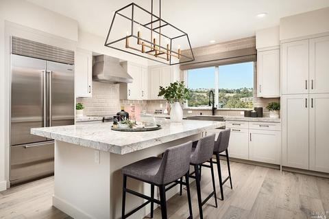 230 Semillon Ln, Santa Rosa, CA 95403