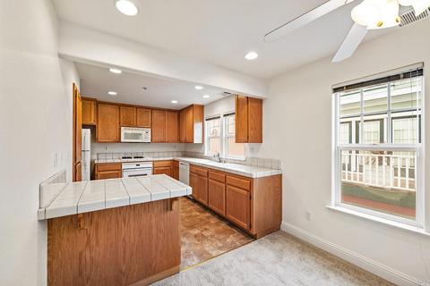 9040 Windsor Rd, Windsor, CA 95492 photo 5