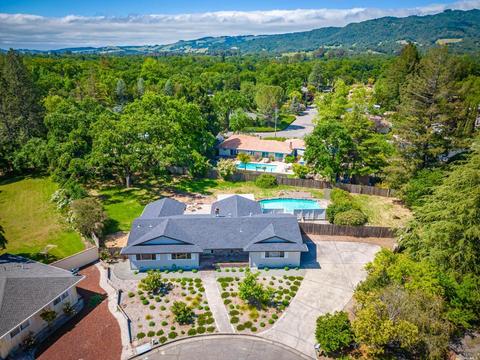 16825 La Placita, Sonoma, CA 95476