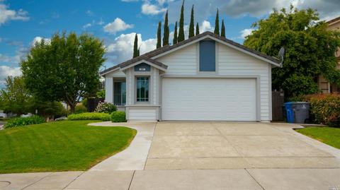 501 Wicklow Dr, Vacaville, CA 95688