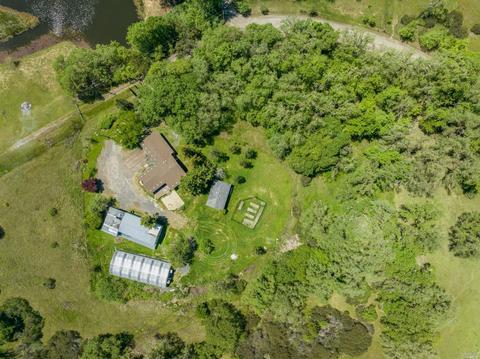 18200 Walker Rd, Willits, CA 95490 photo 3